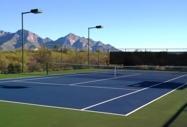 Community tennis court