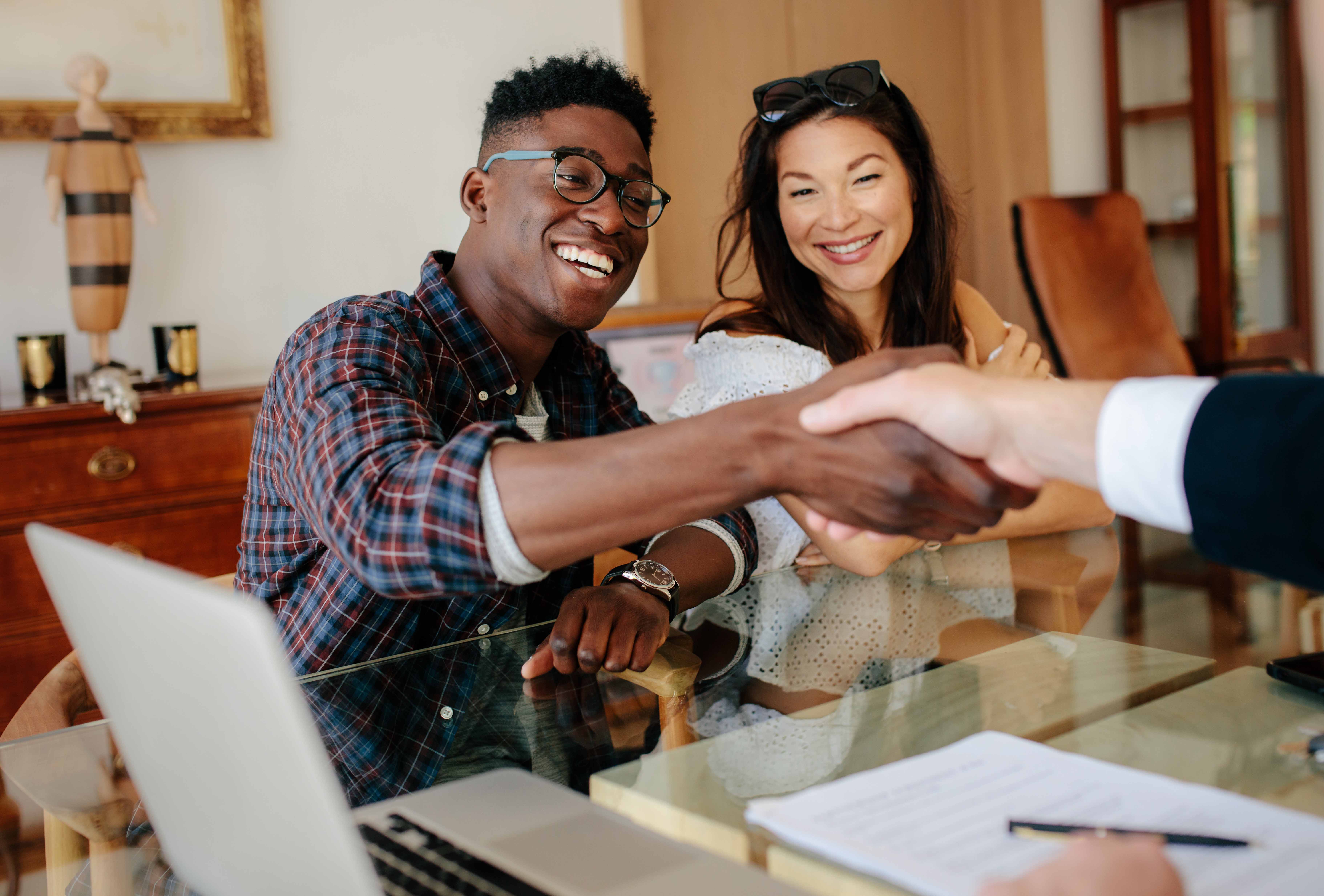 Help Your Clients Sign & Save with These Special Offers