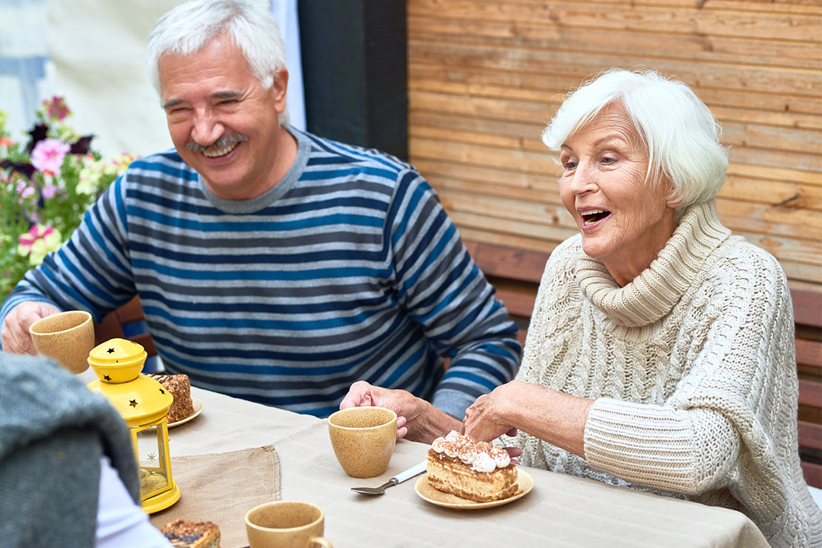 Elderly couple at a restaurant 