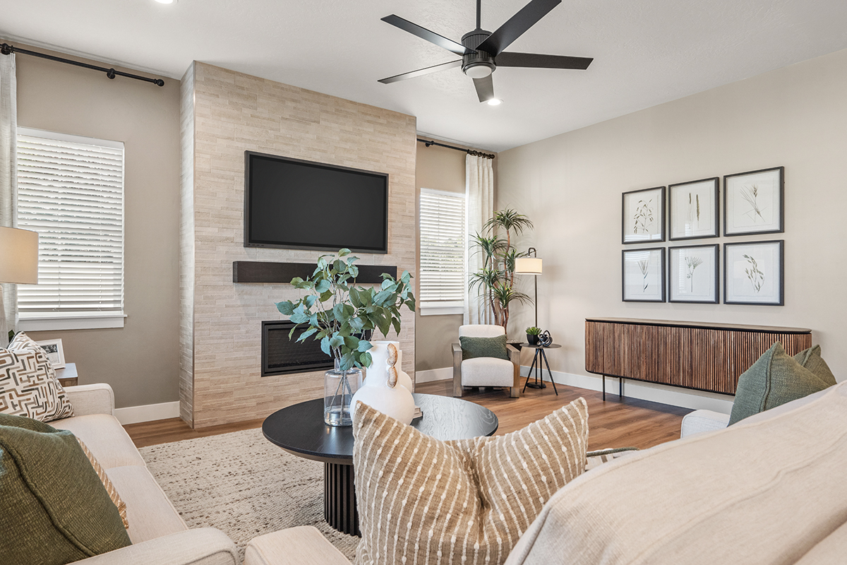 Darius plan with TV mounted on exterior wall