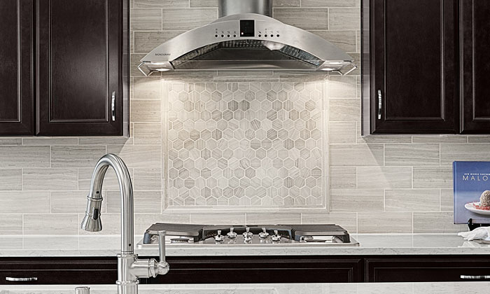 Hexagonal tile backsplash