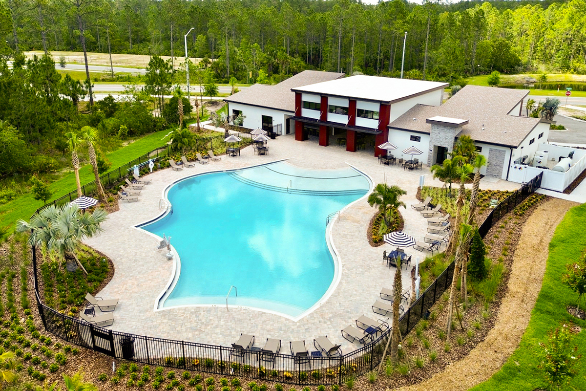 Seminole Palms neighborhood pool