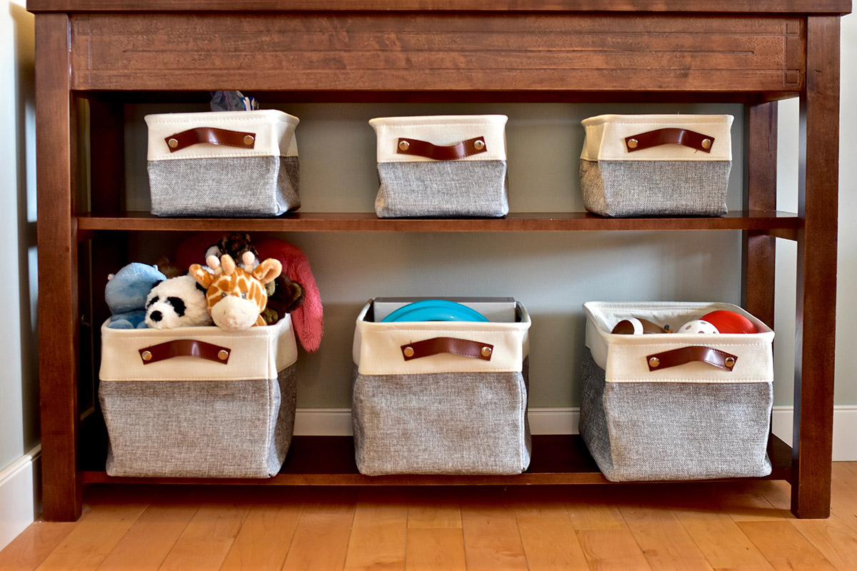 Shelves with organized cloth baskets