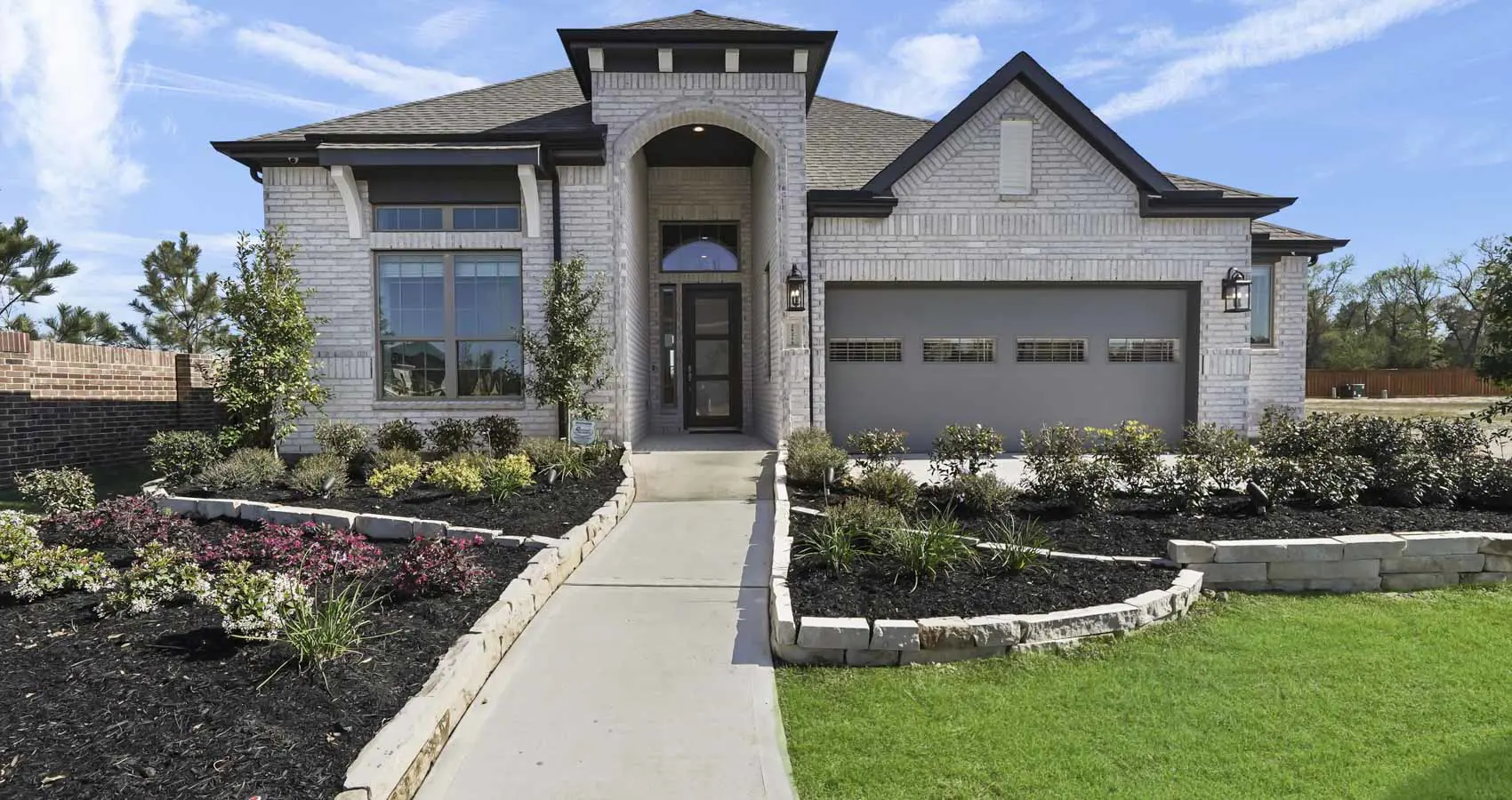 28218-Sterling-Oak-Drive-Spring-41.jpg