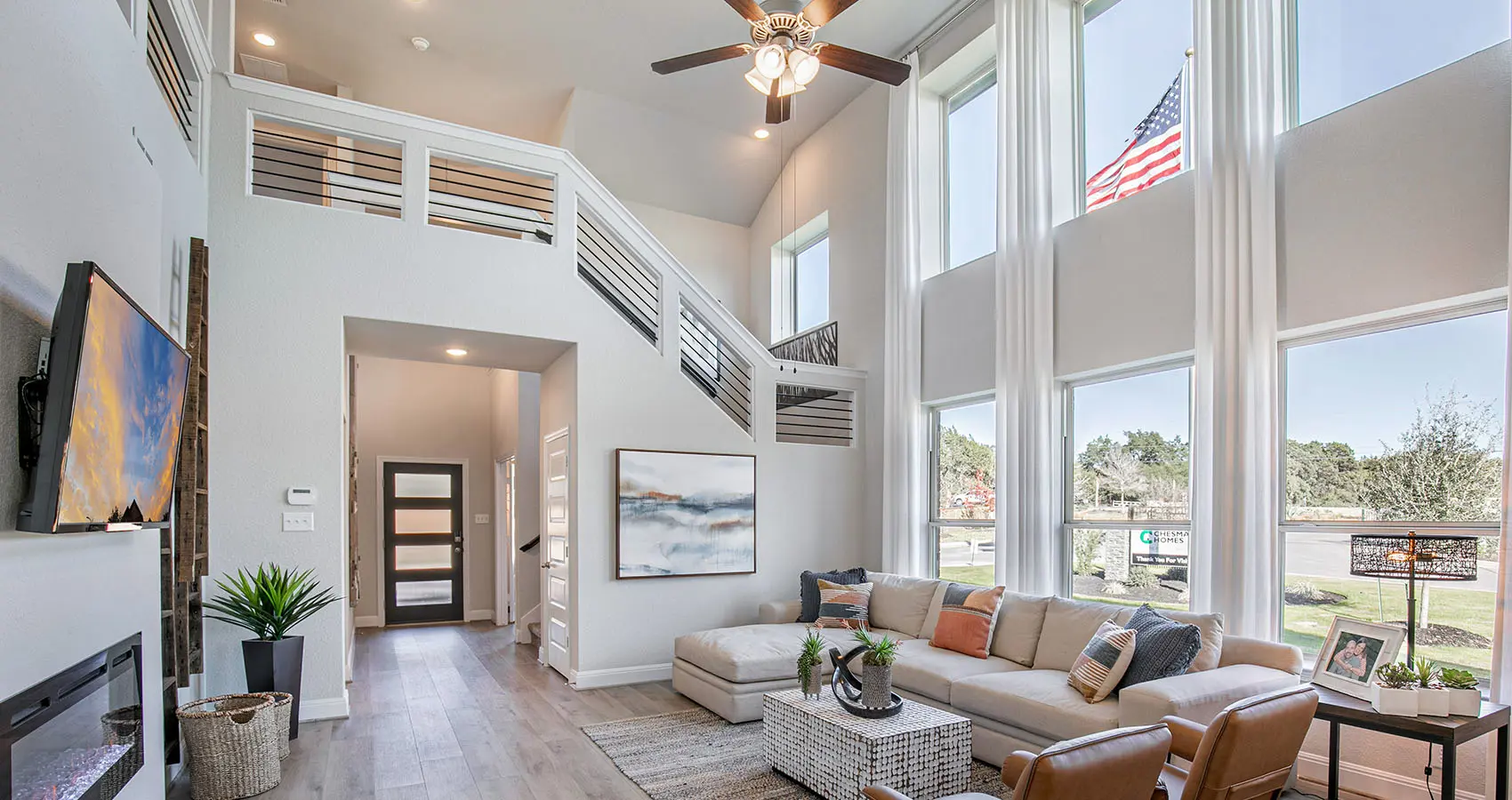 SATX-chesmarhomes-Lincoln-MODEL-Slider-01.jpg