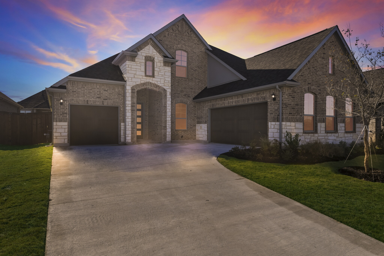 02_531MelodyMeadowDr_002_mls.jpg