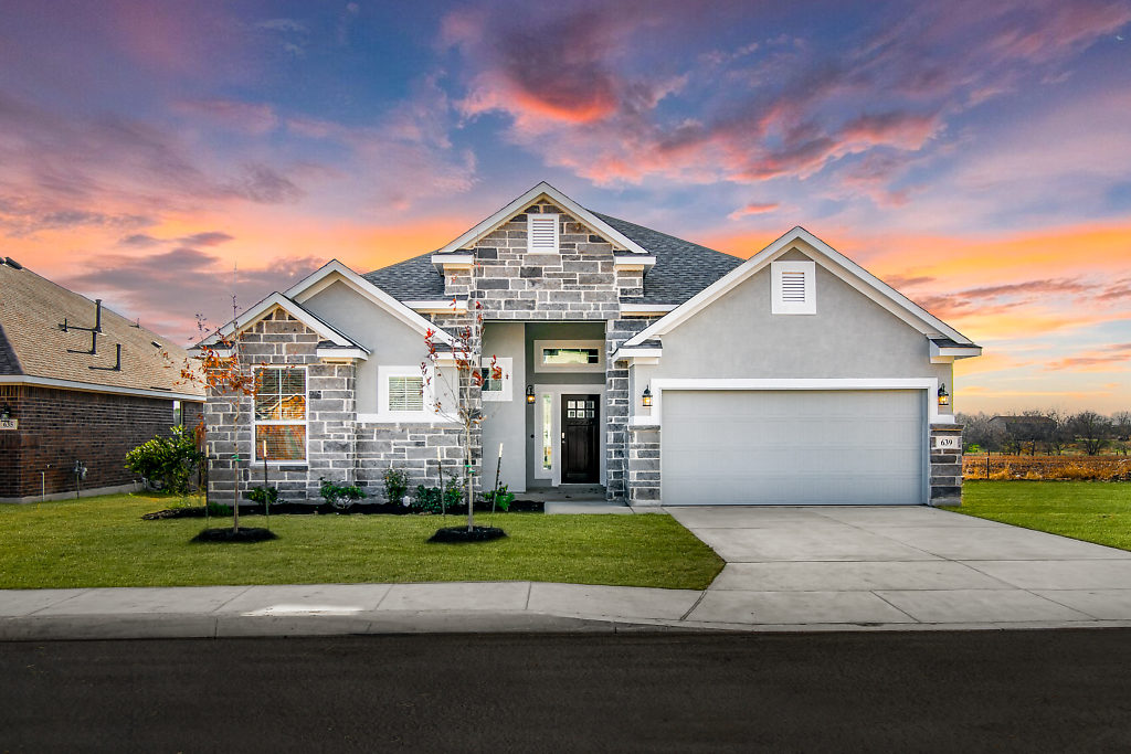 001-639Nett-NewBraunfels-TX-small.jpg