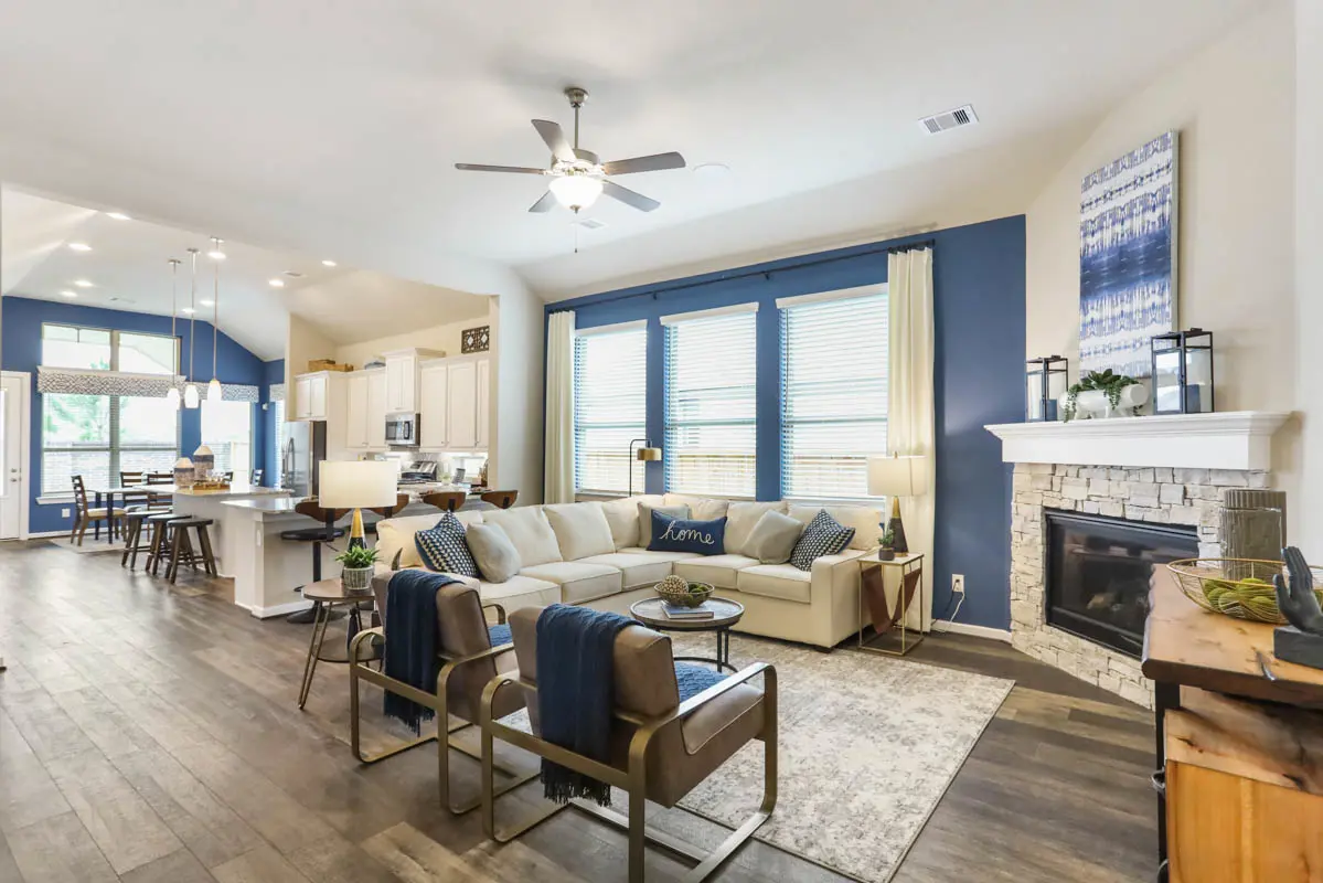 HOU-ChesmarHomes-Oakley-NorthGrove-24-of-34.jpg