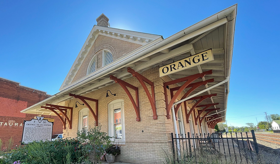 Orange train station