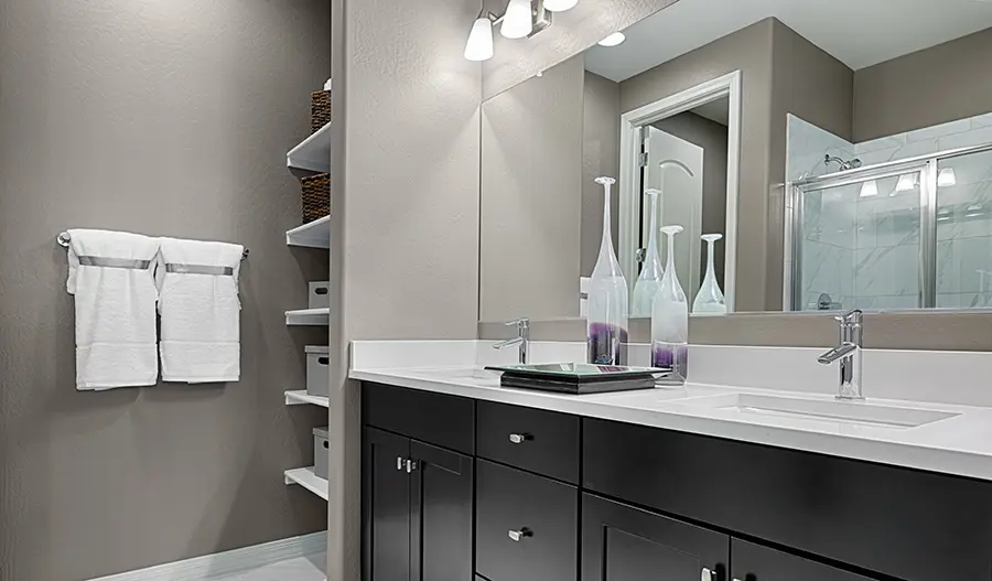 Bathroom in the Amethyst floor plan