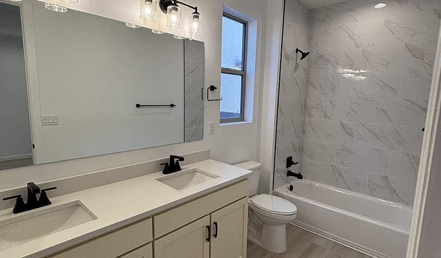 Bathroom of the Augusta floor plan