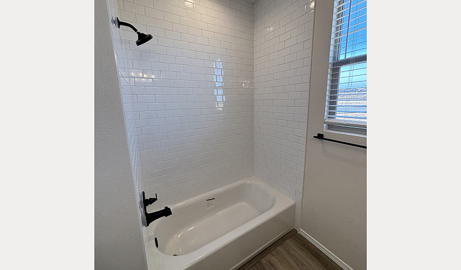 Bathroom of the Sapphire floor plan