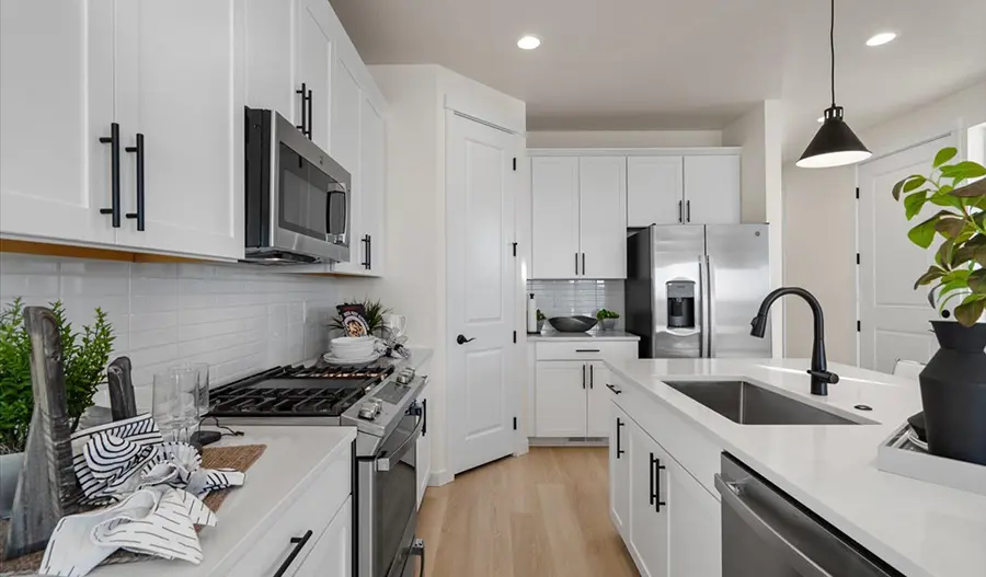 Kitchen Kitchen of the Marblewood floor plan