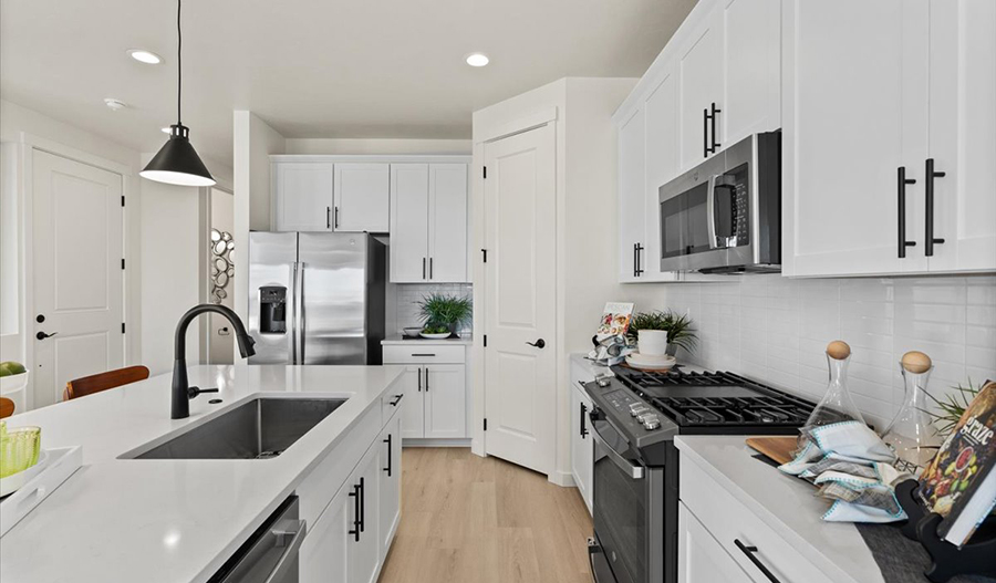 Kitchen Kitchen of the Ironwood floor plan
