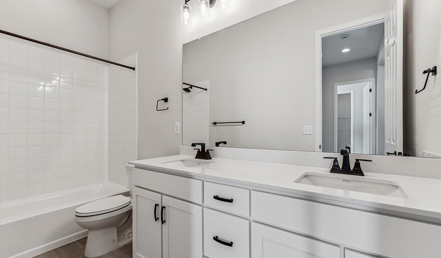Bathroom of the Harris floor plan
