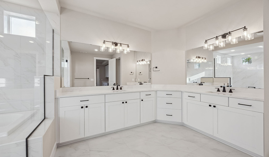 Bathroom of the Harmon floor plan