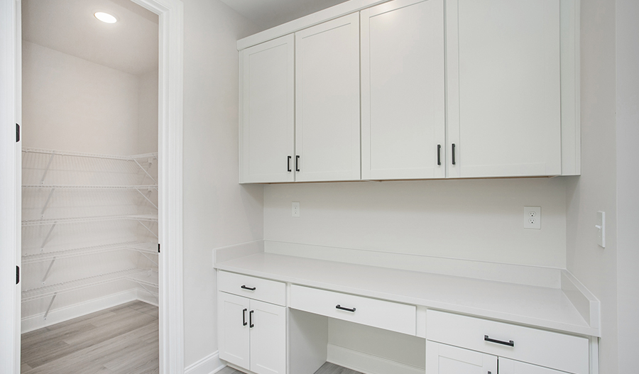 Pocket Office of the Decker floor plan