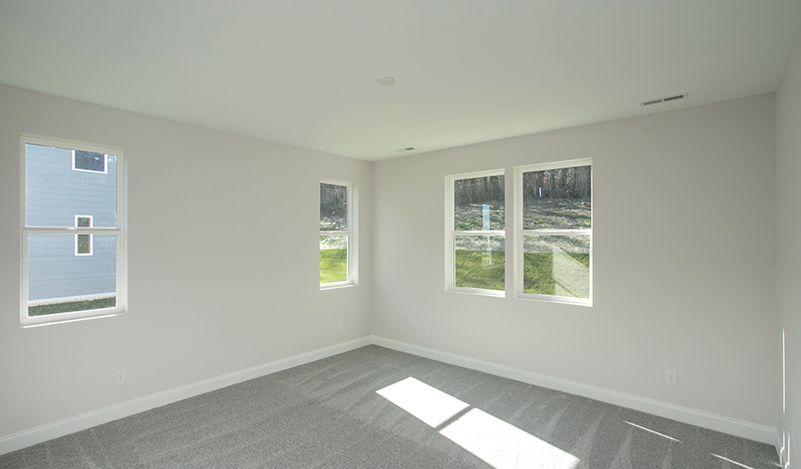 Bedroom of the Decker floor plan