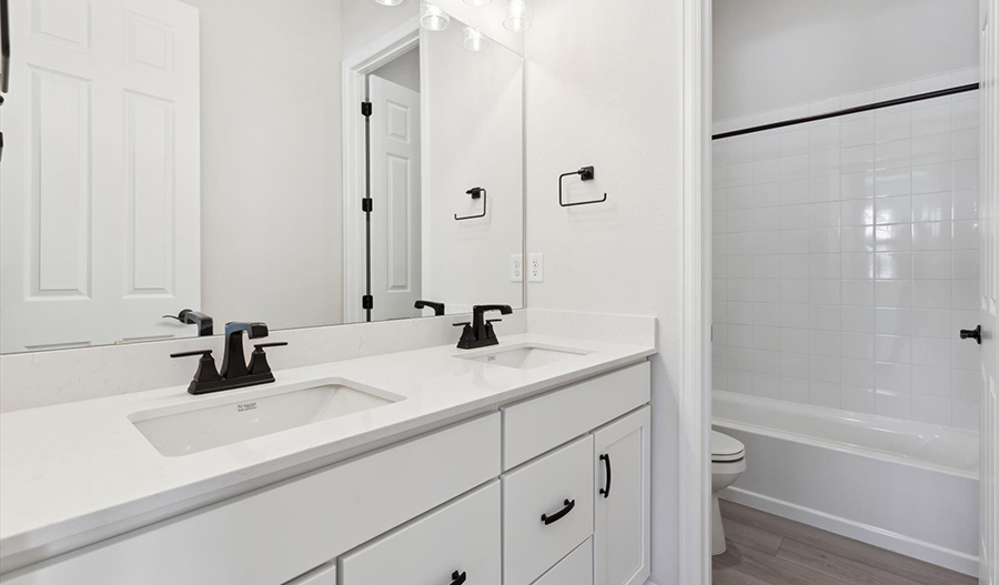 Bathroom of the Daniel floor plan
