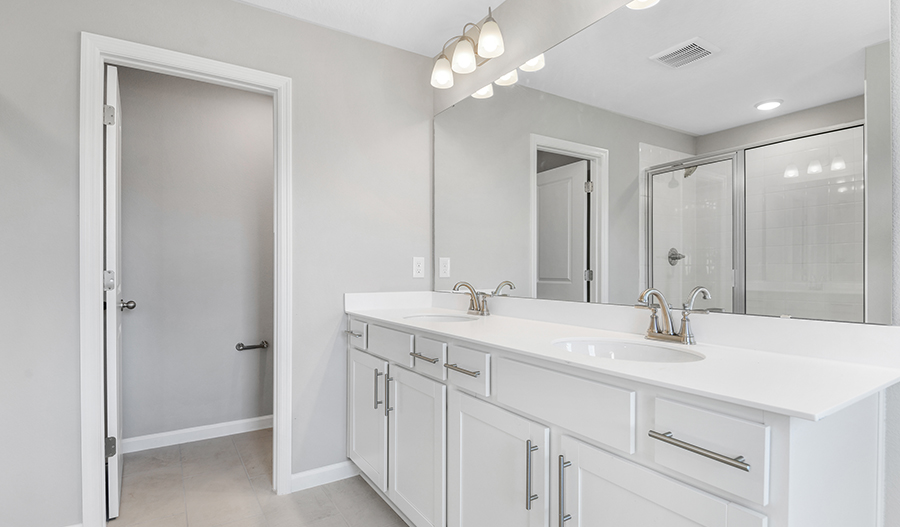 Bathroom of the Moonstone floor plan