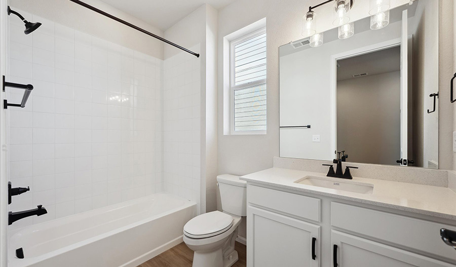 Bathroom of the Peridot floor plan
