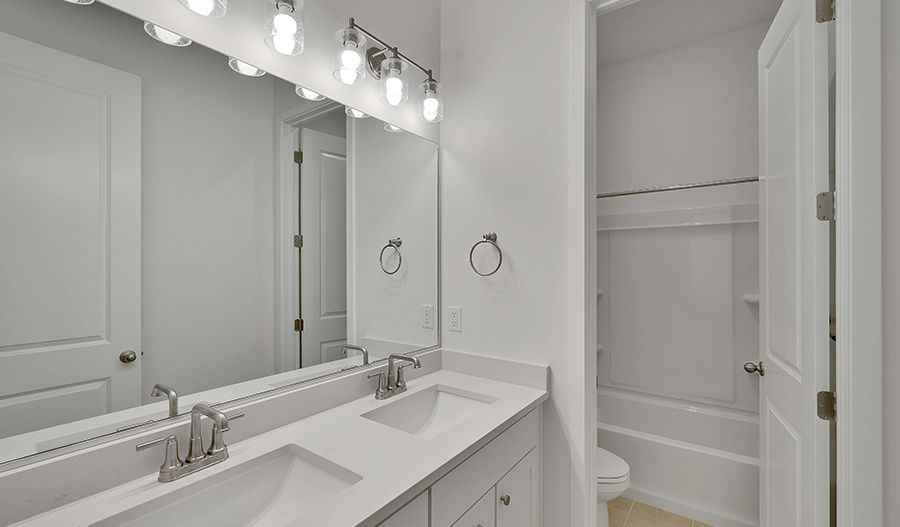 Bathroom of the DanielII floor plan