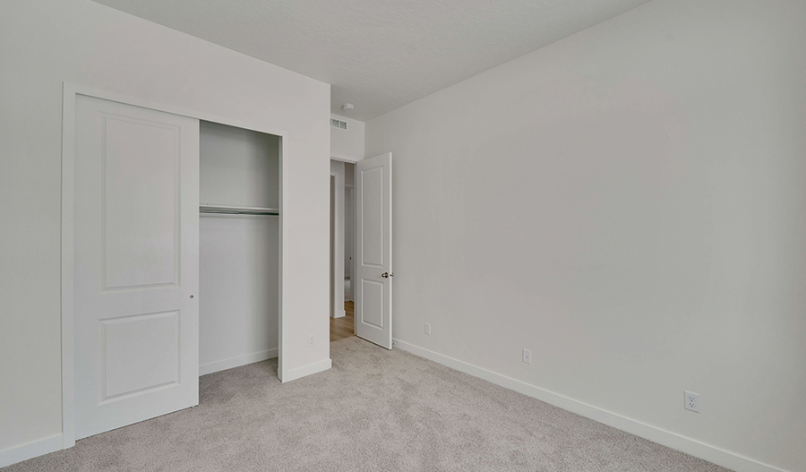 Bedroom of the DanielII floor plan