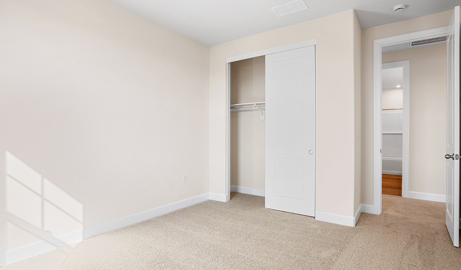 Bedroom of the Seth floor plan