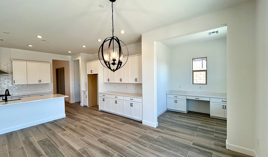 Dining of the Julia floor plan