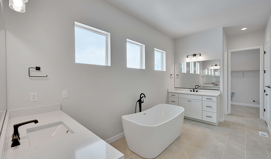 Bathroom of the Pinecrest floor plan