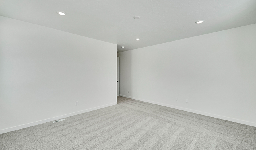 Bedroom of the Decker floor plan