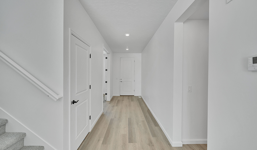 Entry of the Hemingway floor plan