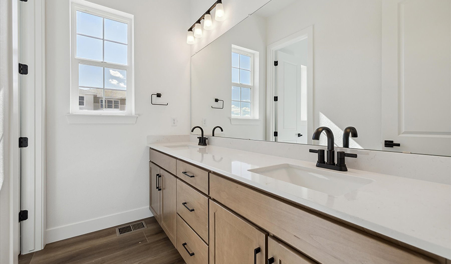 Bathroom of the Riverbend floor plan