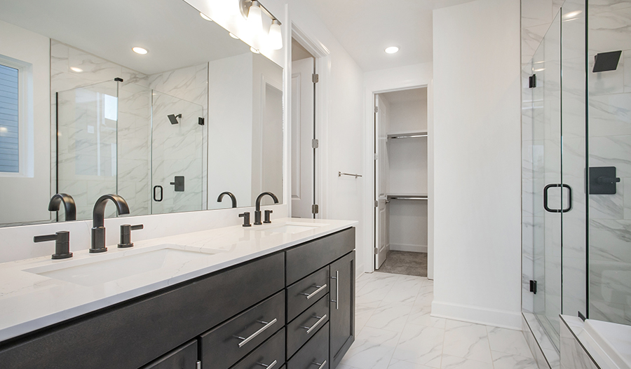Bathroom of the Denali floor plan