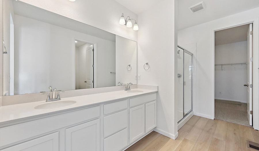 Bathroom of the Agate floor plan