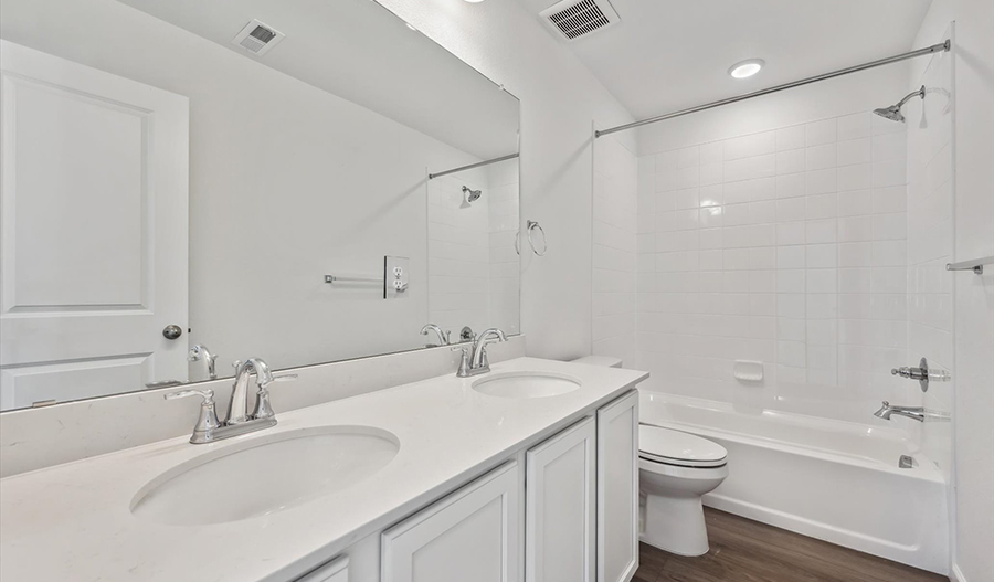 Bathroom of the Moonstone floor plan