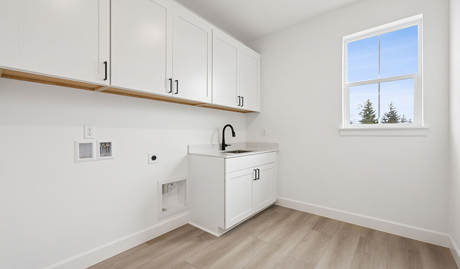 Laundry Room of the Oscar floor plan