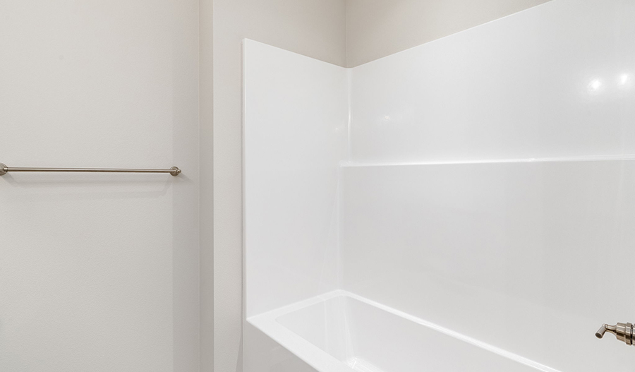 Bathroom of the Ironwood floor plan