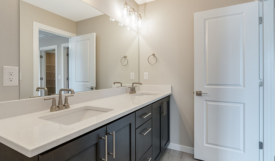 Bathroom of the Ironwood floor plan