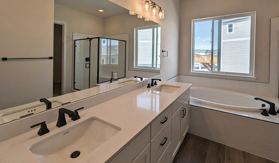 Bathroom of the Decker floor plan