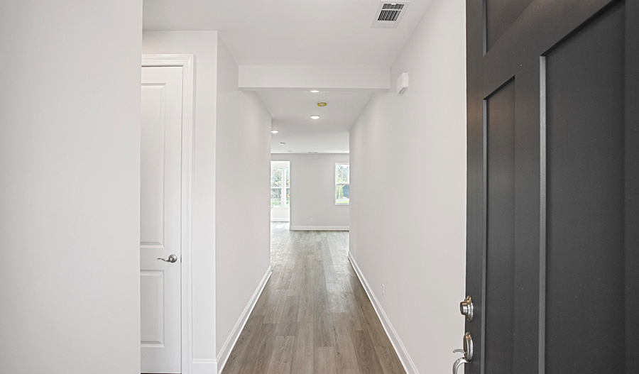 Entry of the Hopewell floor plan