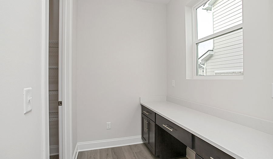Pocket Office of the Hopewell floor plan