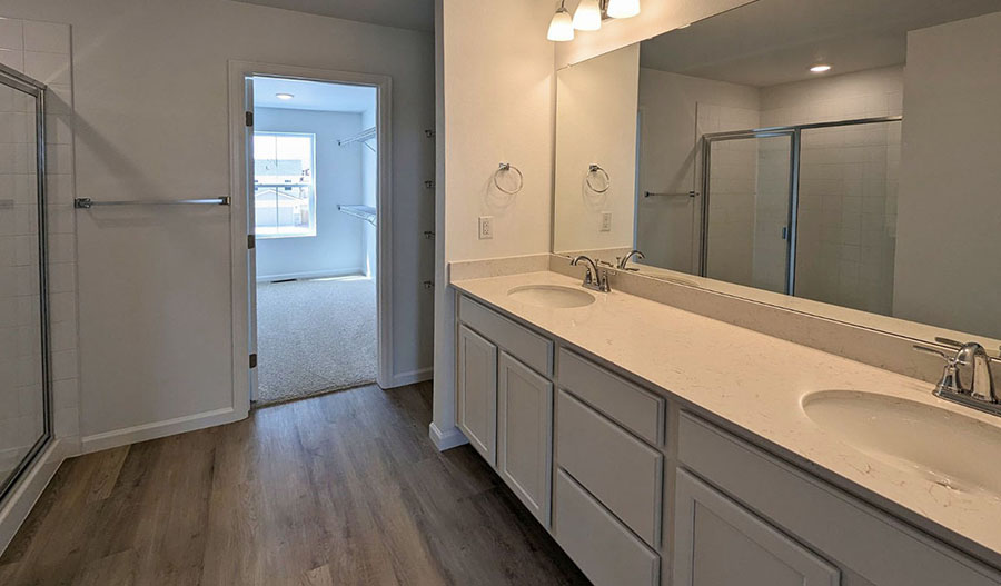 Bathroom of the Lapis floor plan