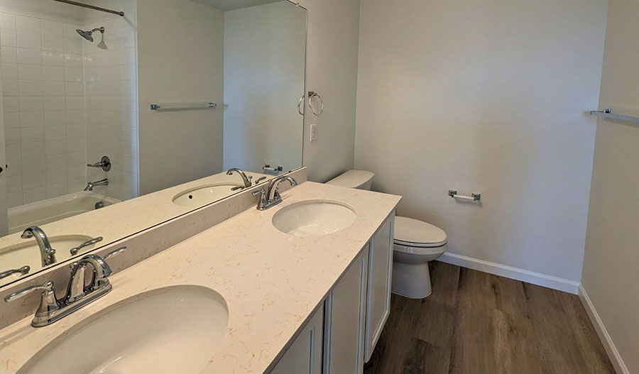 Bathroom of the Lapis floor plan