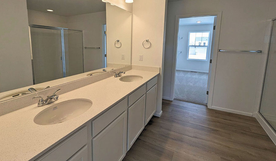 Bathroom of the Lapis floor plan