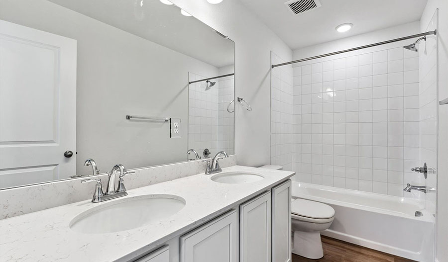 Bathroom of the Moonstone floor plan