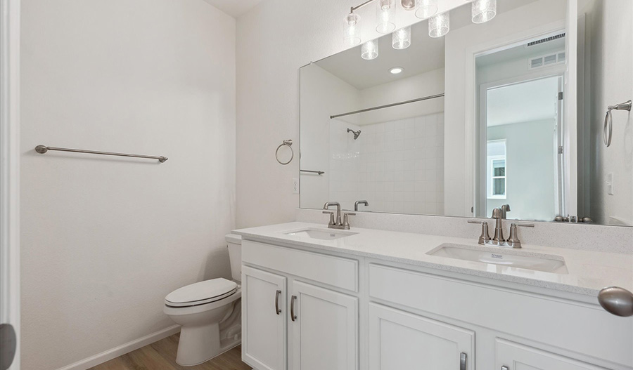 Bathroom of the Alexandrite floor plan