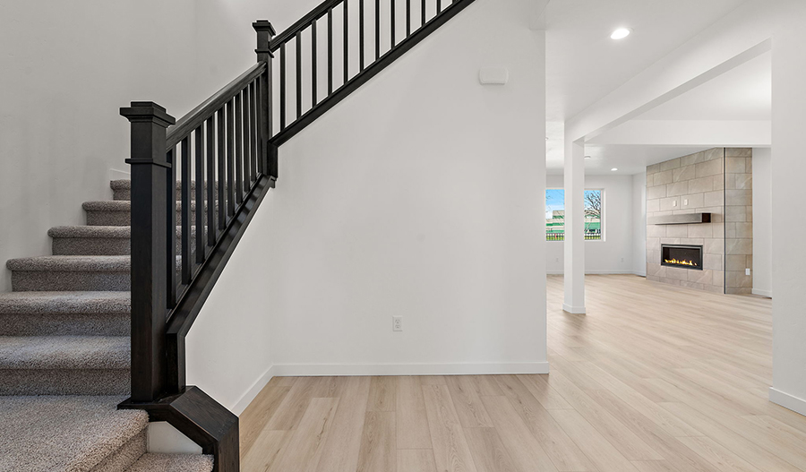 Entry of the Leah floor plan