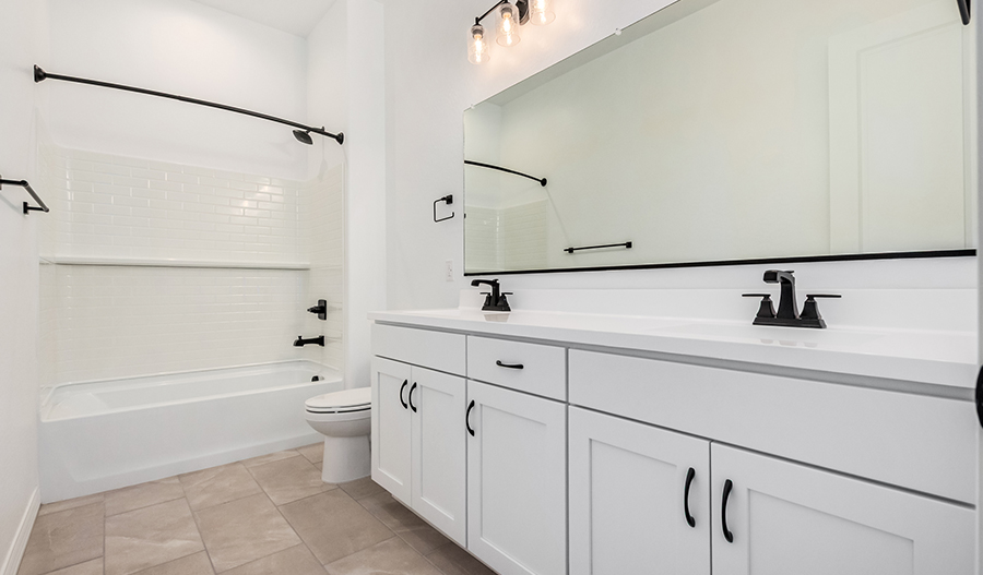 Bathroom of the Raleigh floor plan