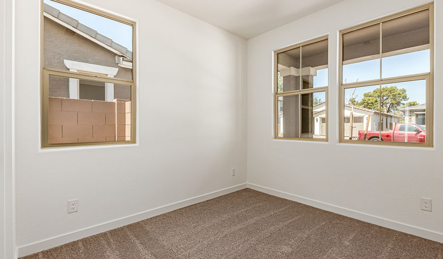 Bedroom of the Peridot floor plan